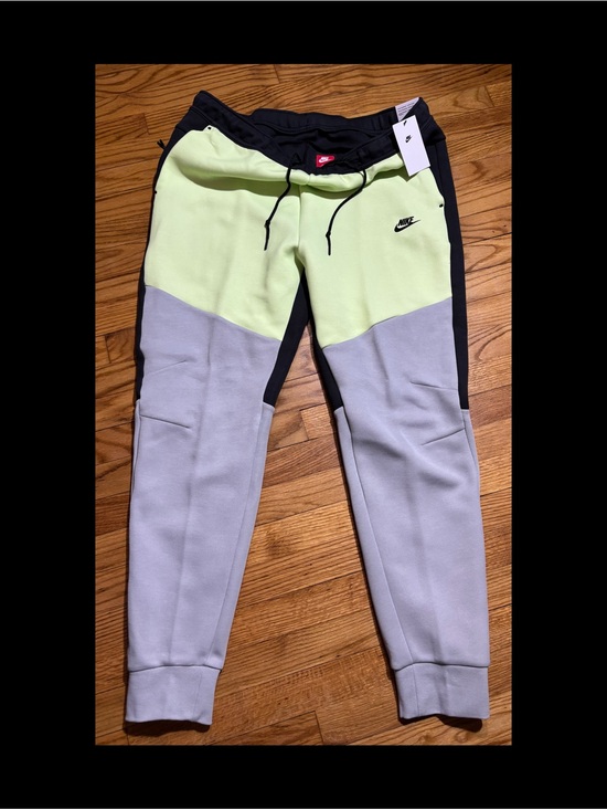 Nike Other - Nike Tech Fleece Tapered Jogger Sweatpants gray lime green men’s sz XXL new